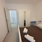 Apartment Plaza