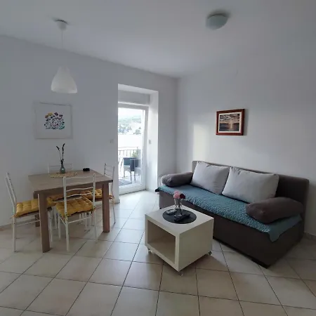 Apartmán Plaza *